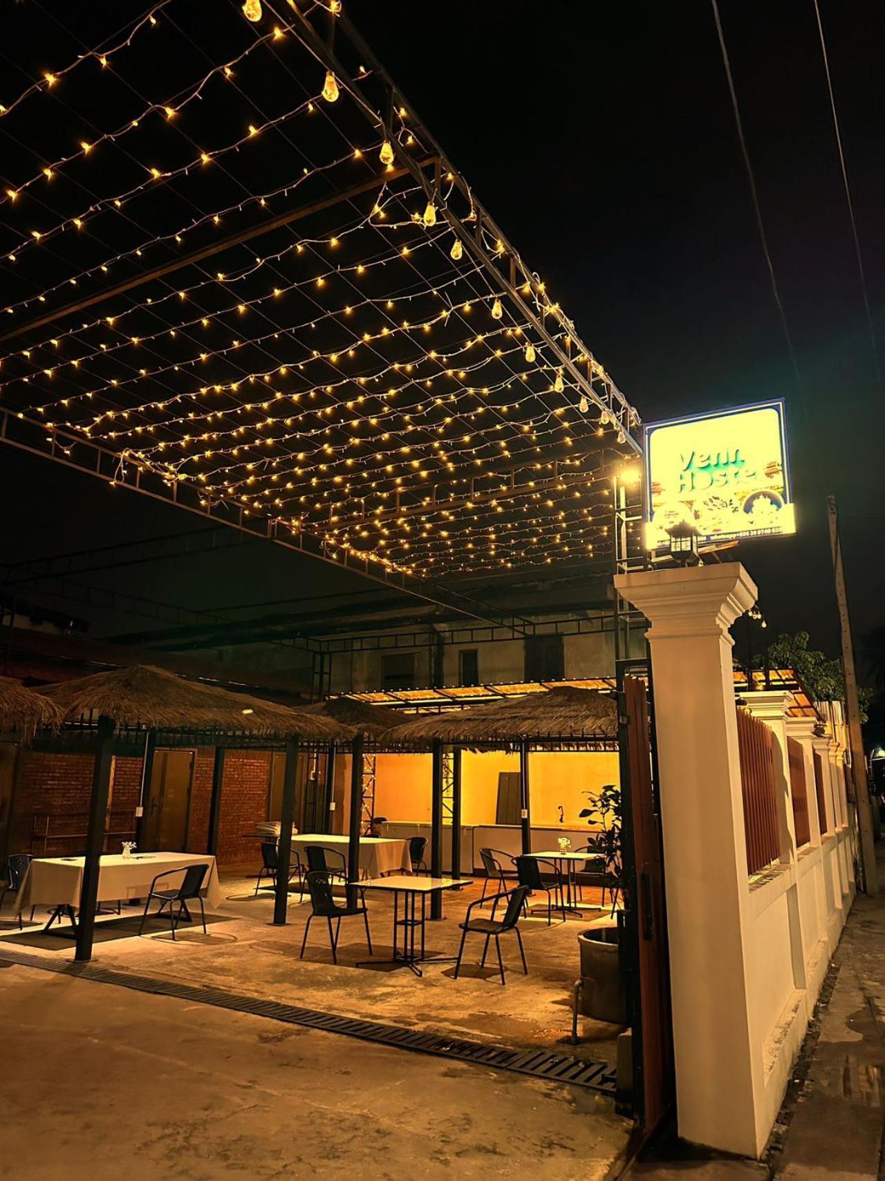 Venn Hostel ビエンチャン エクステリア 写真