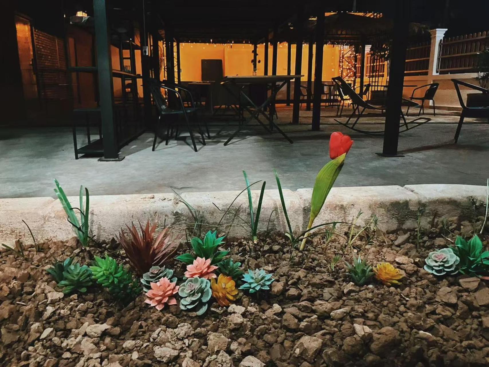 Venn Hostel ビエンチャン エクステリア 写真